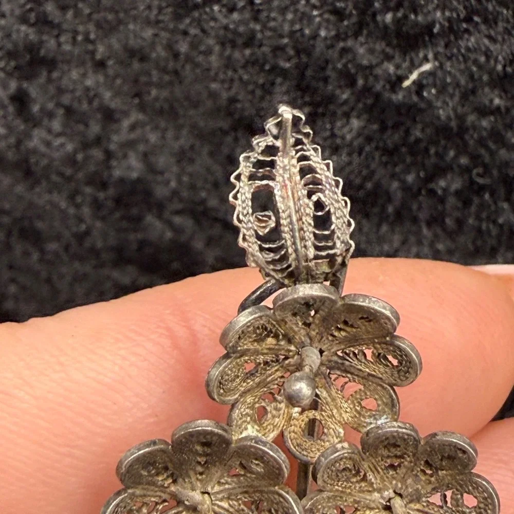 Vintage Estate‎ Brooch Silver Spun Filigree Flower Floral Delicate 27715